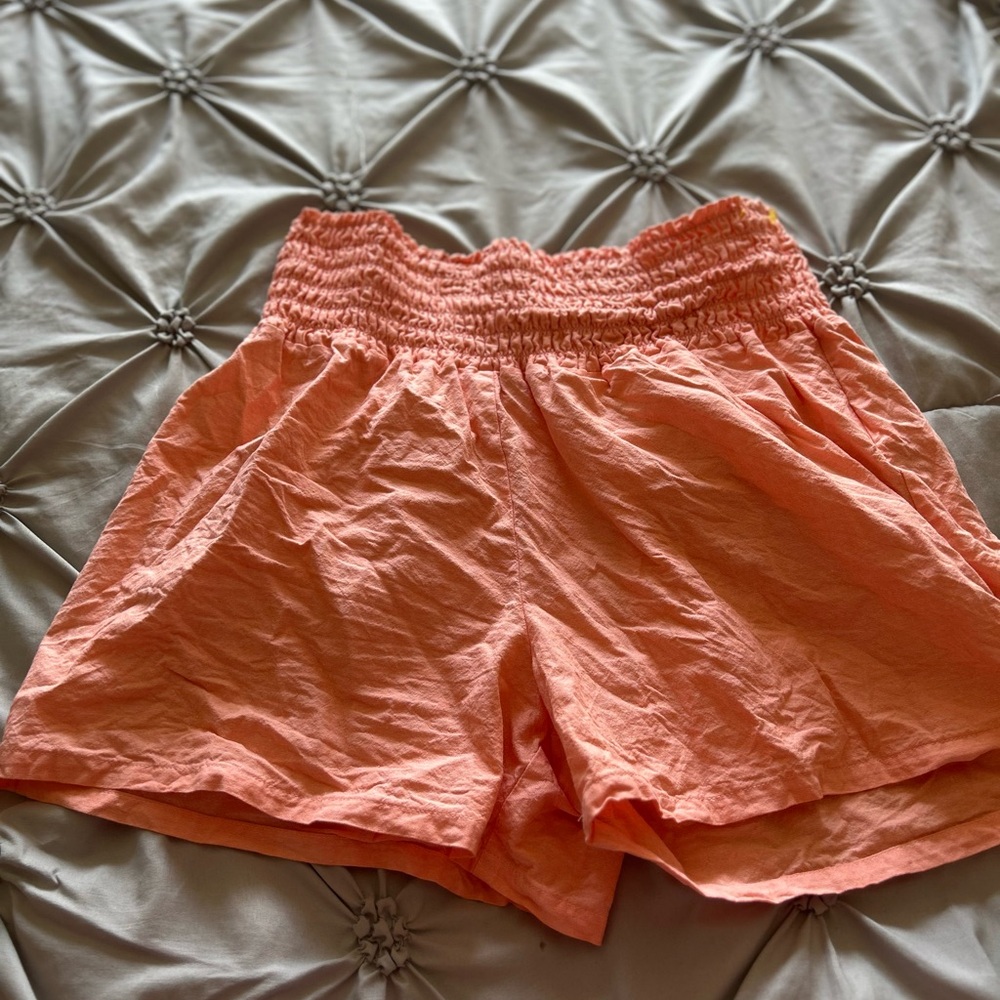 High Waist Pink Shorts with Relaxed Fit